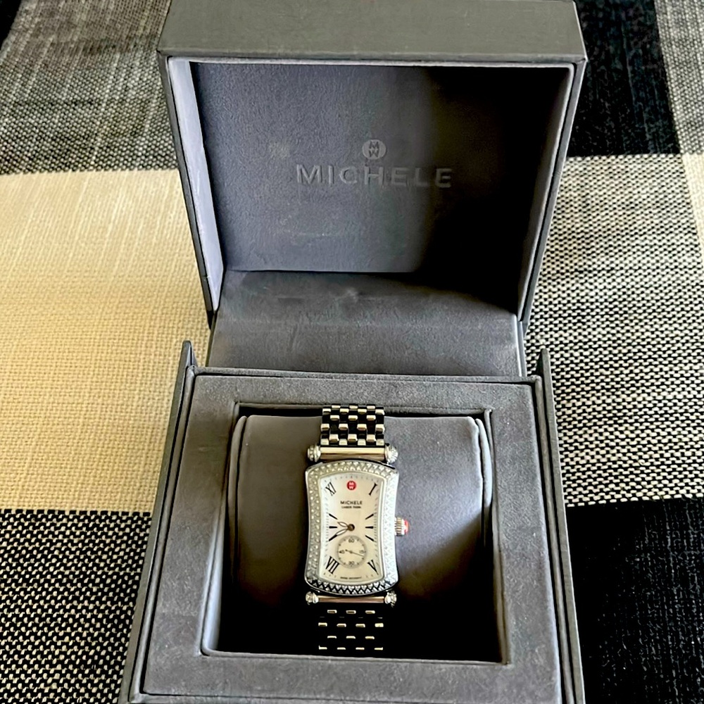 Michele art deco watch    Limited edition  
Condition is brand new
